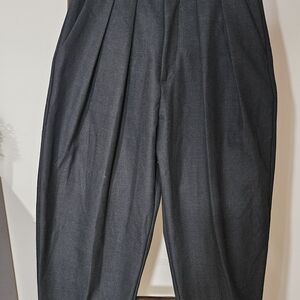 Zara Women's Charcoal Pleated Dress Pants
